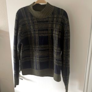 Oasis sweater